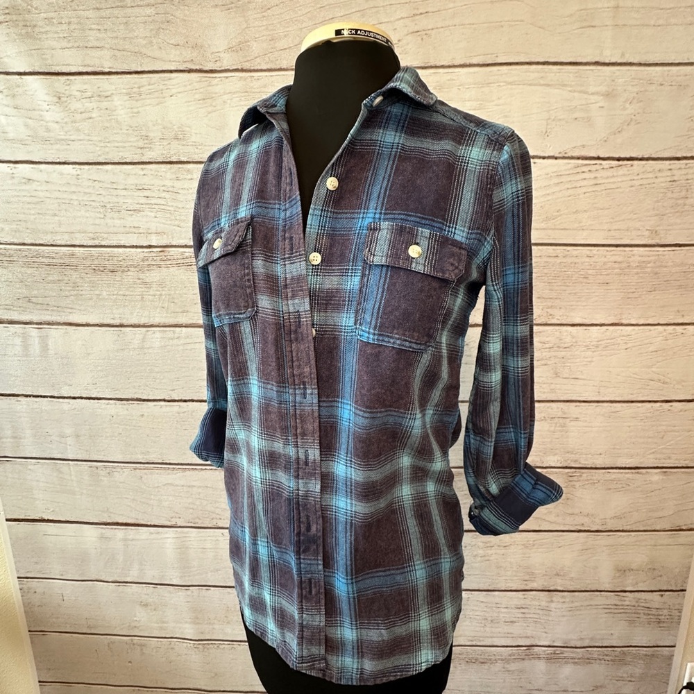 Mossimo Supply Co. Navy and Teal Plaid Button Down Shirt